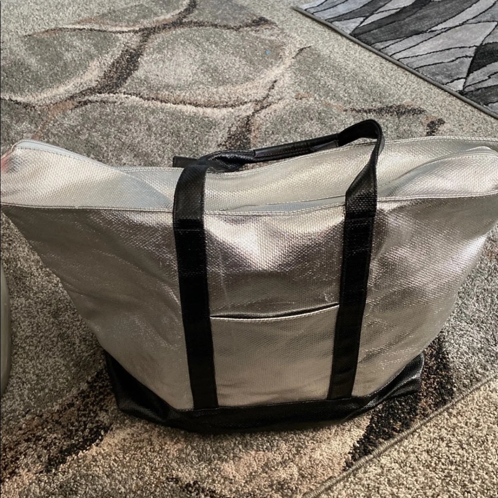 Victoria Secret Tote Bag - Picture 3 of 3